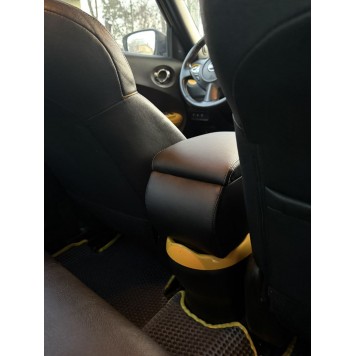 Подлокотник Nissan Juke 2010-2019-3