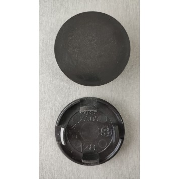 Колпачки на диски универсальные 60-44 мм черные-3