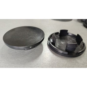 Колпачки на диски универсальные 60-44 мм черные-4