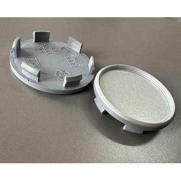 Колпачки на диски универсальные 68-63 мм с окантовкой-1