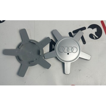 Ковпачки на диски універсальні 69-130 мм-1