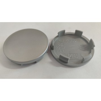 Колпачки на диски универсальные 60-57 мм