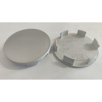 Колпачки на диски универсальные 60-56.5 мм