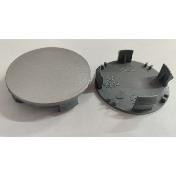 Колпачки на диски универсальные 60-62 мм