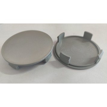 Колпачки на диски универсальные 75-72 мм