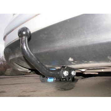 Фаркоп зйомний на FIAT LINEA 2007-2015