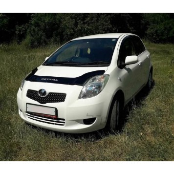 Дефлектор капота Toyota Vitz 2005-