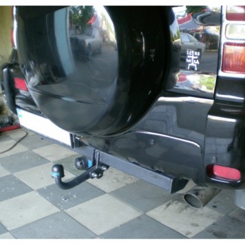 Фаркоп съемный на TOYOTA RAV4 XA.2 2000-2006